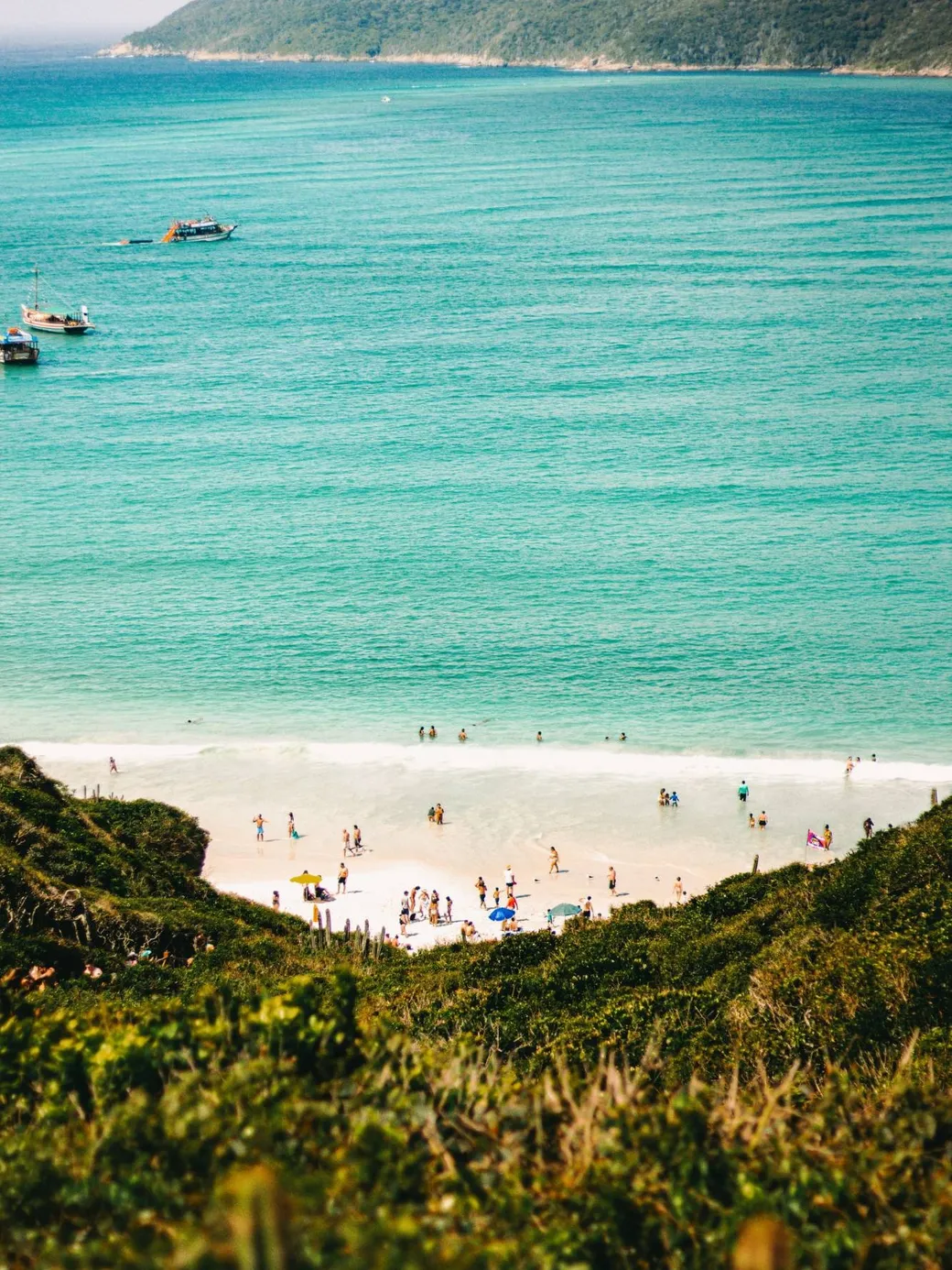 Turquoise water and a white beach at Arraial do Cabo